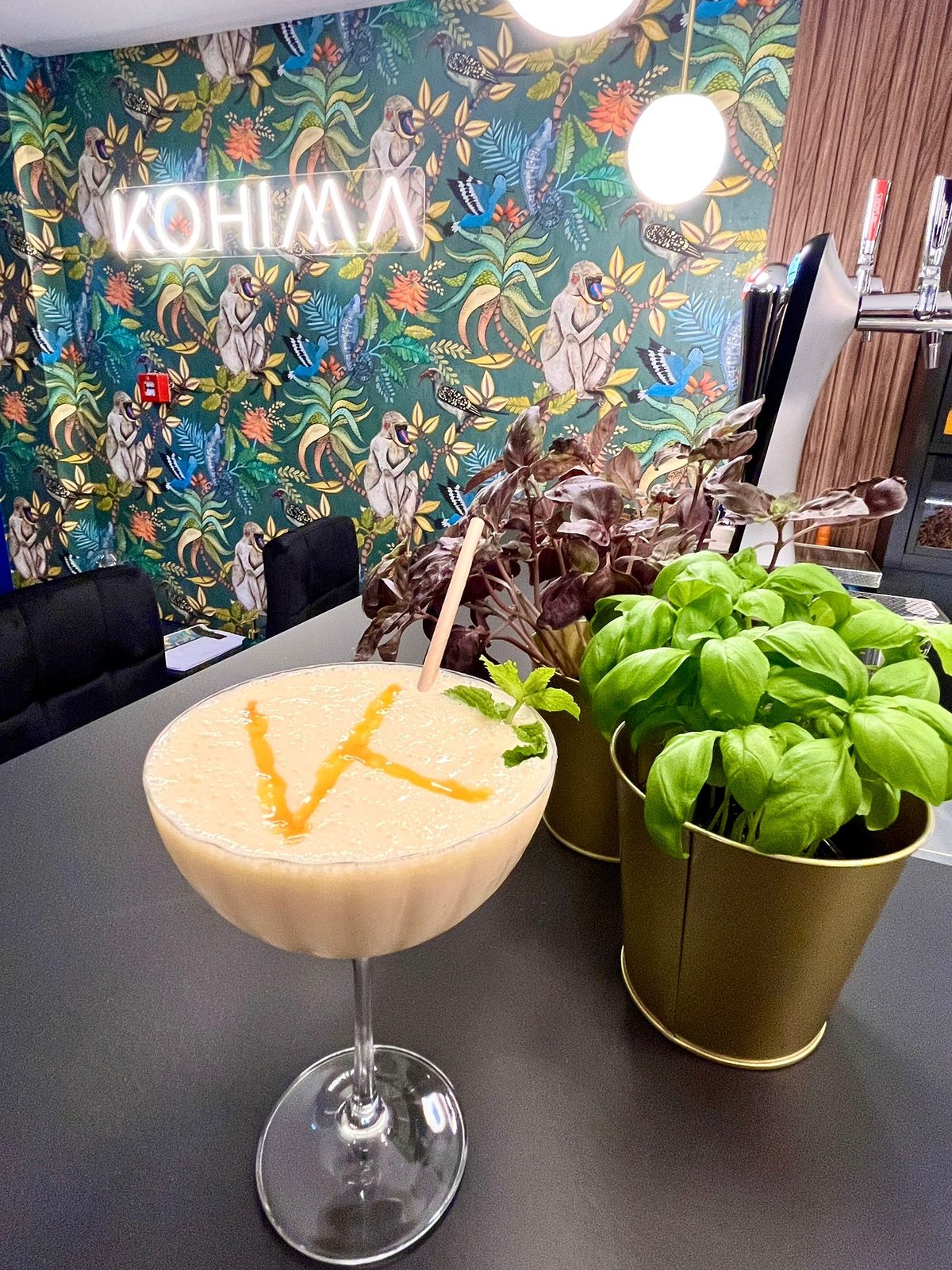 Ambiente tropical no Kohima — espaço para eventos de grupo
